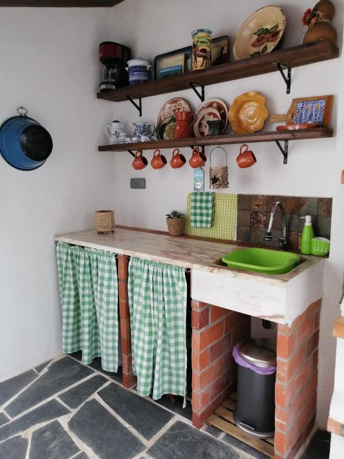 ססימברה Courtyard House - Sun, Barbecue, Beach מראה חיצוני תמונה